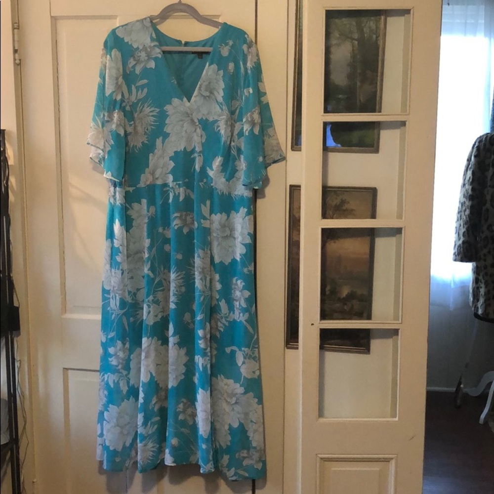 22W Lane Bryant Sexy Turquoise Floral Maxi Dress
